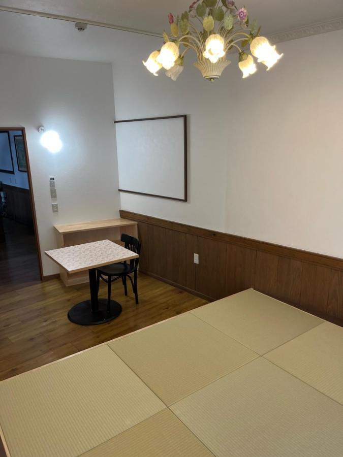 キャンプホテル森小休 Kanoya Bagian luar foto